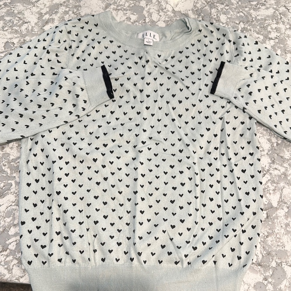 Elle Gray Sweater with Black Heart Design